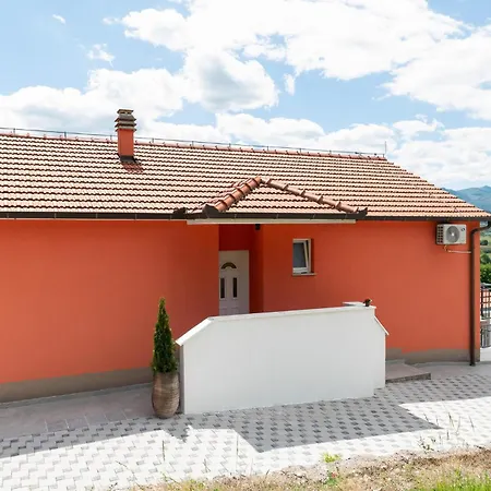 Gorgeous In With Private Swimming Pool, Be Inside Or Outside Hébergement de vacances *